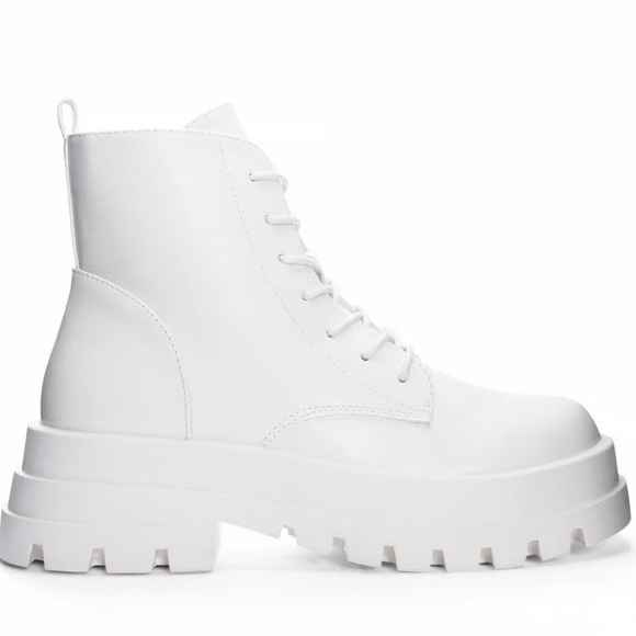 Dirty Laundry VEDDER CASUAL BOOTIE - Picture 1 of 10